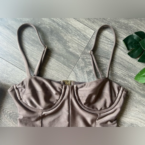 NWOT! VDM (Australia) metallic one piece underwired swimsuit. Size XS - Picture 4 of 10